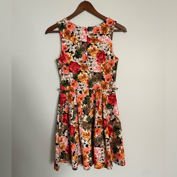 Eclipse Floral Skater Dress - Picture 7 of 9